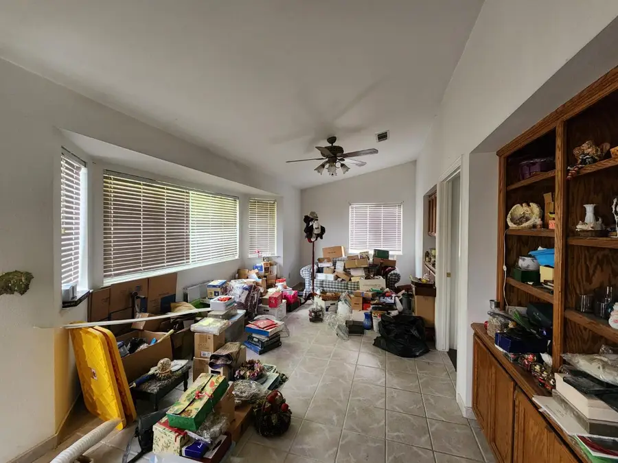 991 Baylor Court, Madera, CA 93637 - #3