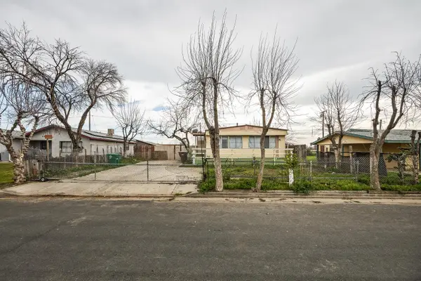 9631 Garden, Hanford, CA 93230