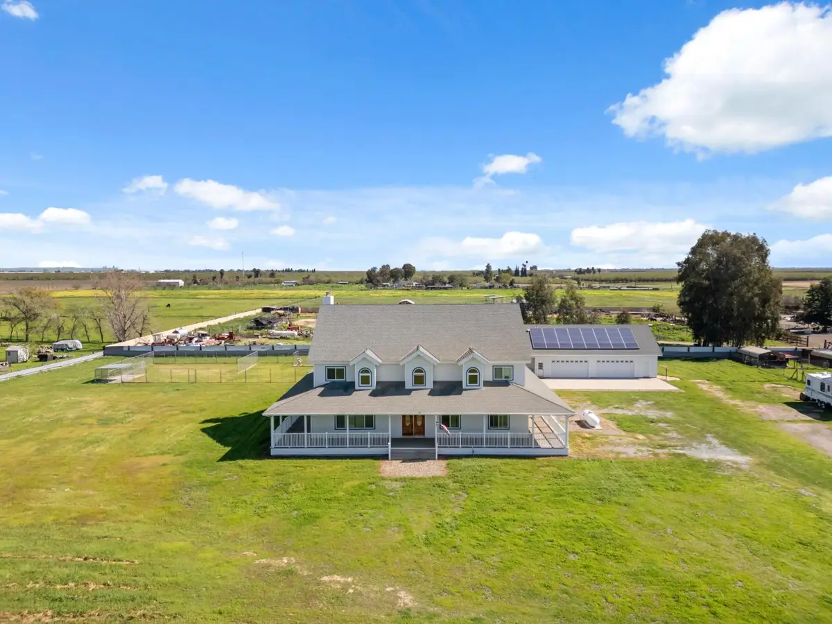 22581 Road 20, Chowchilla, CA 93610 - #1