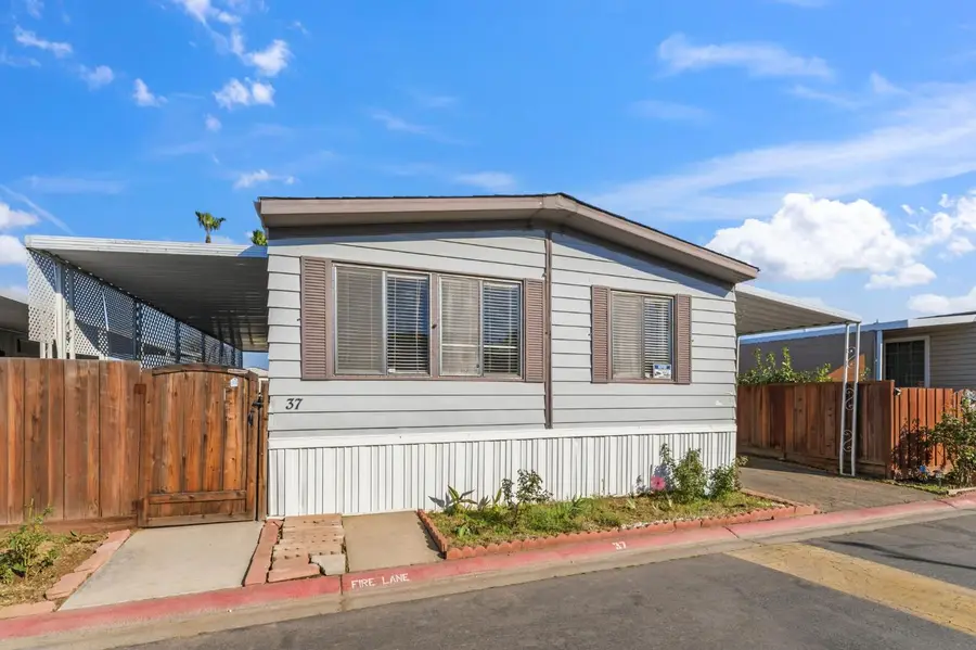 2533 W Mckinley Avenue #37, Fresno, CA 93728 - #2