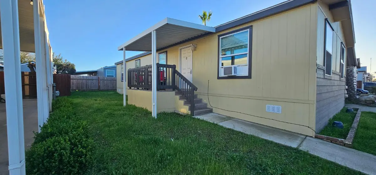 2575 S Willow, Fresno, CA 93725 - #1