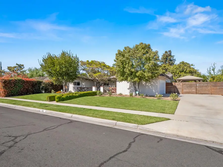 442 W Mesa Avenue, Fresno, CA 93704 - #3