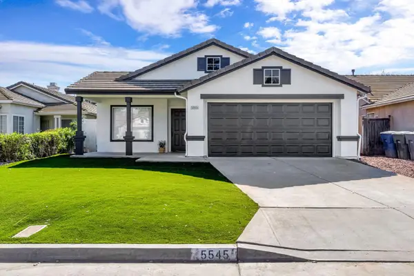 5545 W Norwich Avenue, Fresno, CA 93722