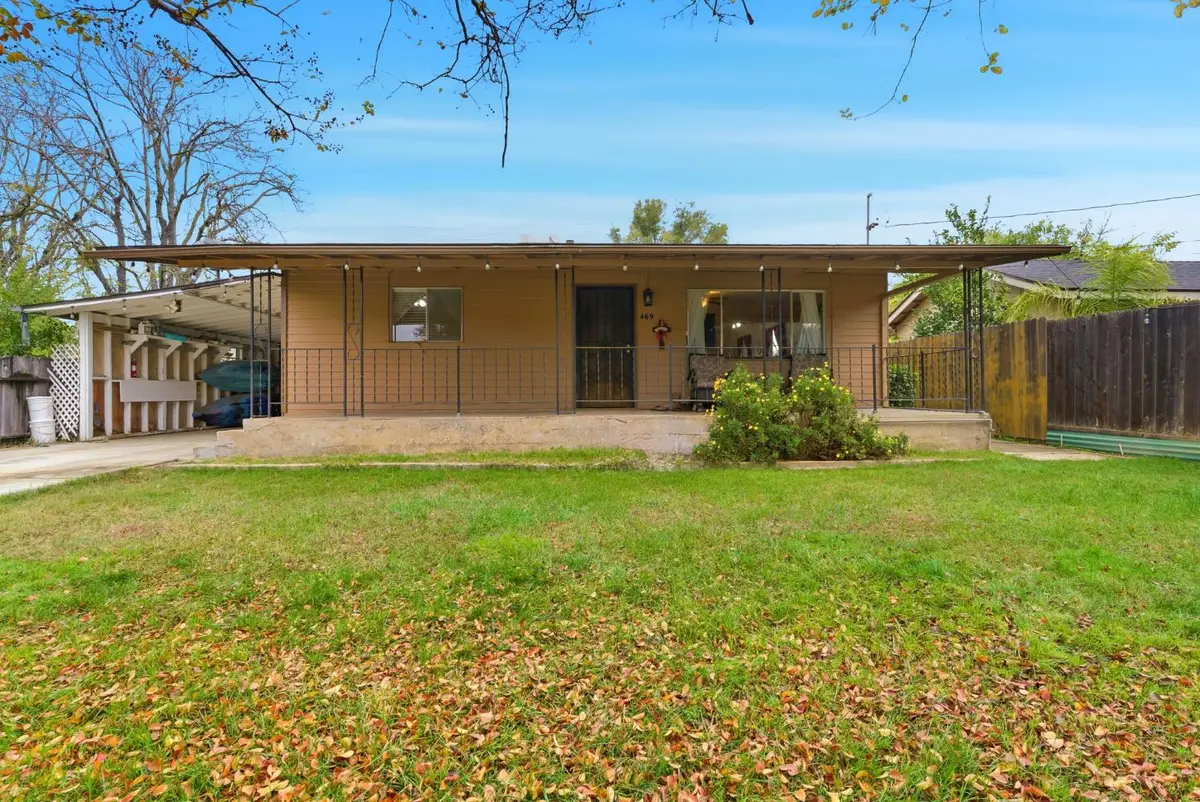 469 Pomegranate Street, Woodlake, CA 93286 - #1