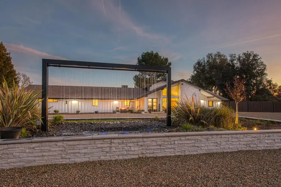 11735 E Santa Ana Avenue, Clovis, CA 93619 - #2