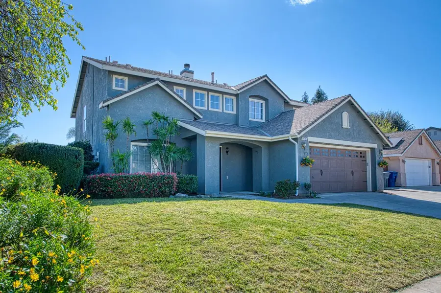 2836 Griffith Avenue, Clovis, CA 93611 - #3