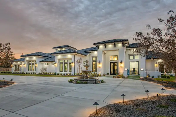 3729 E Queens Court, Clovis, CA 93619