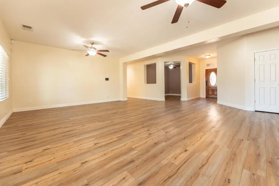 2945 S Arkle Street, Visalia, CA 93292 - #3
