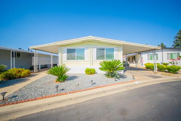 371 Bethel Avenue #24, Sanger, CA 93657