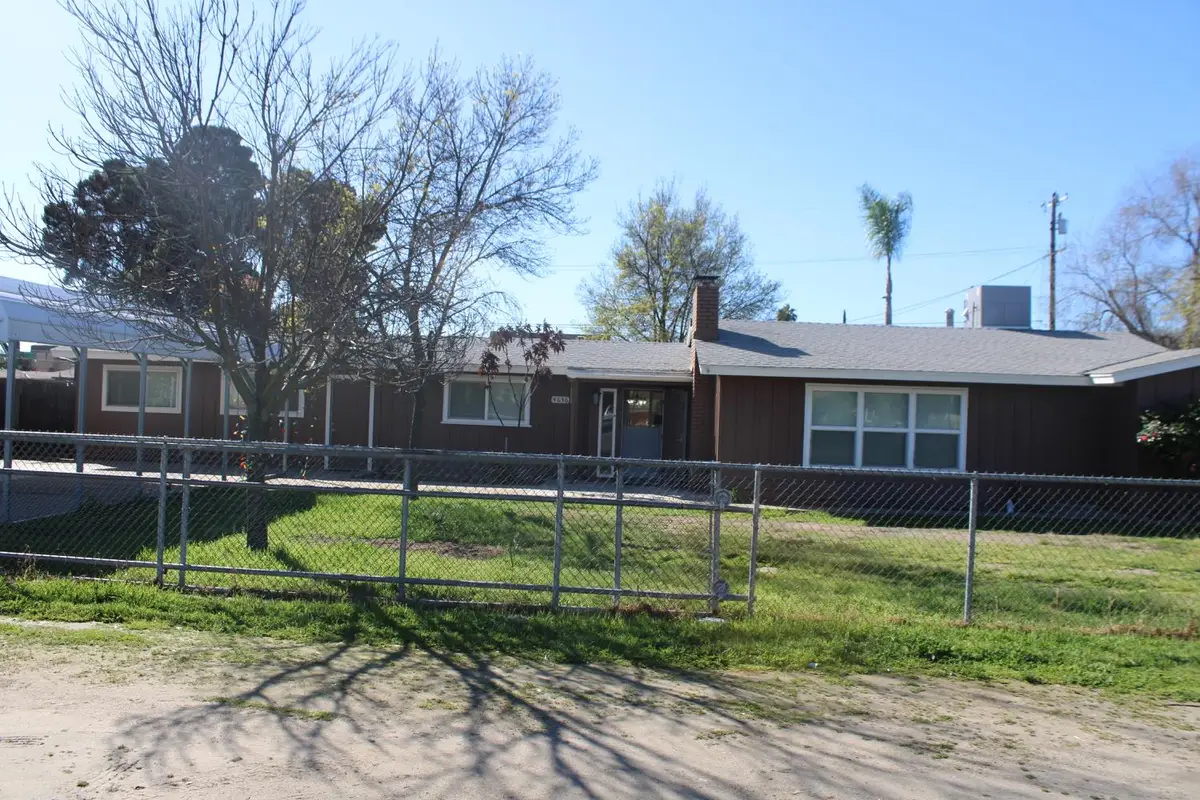 4636 E Cortland Avenue, Fresno, CA 93726 - #1
