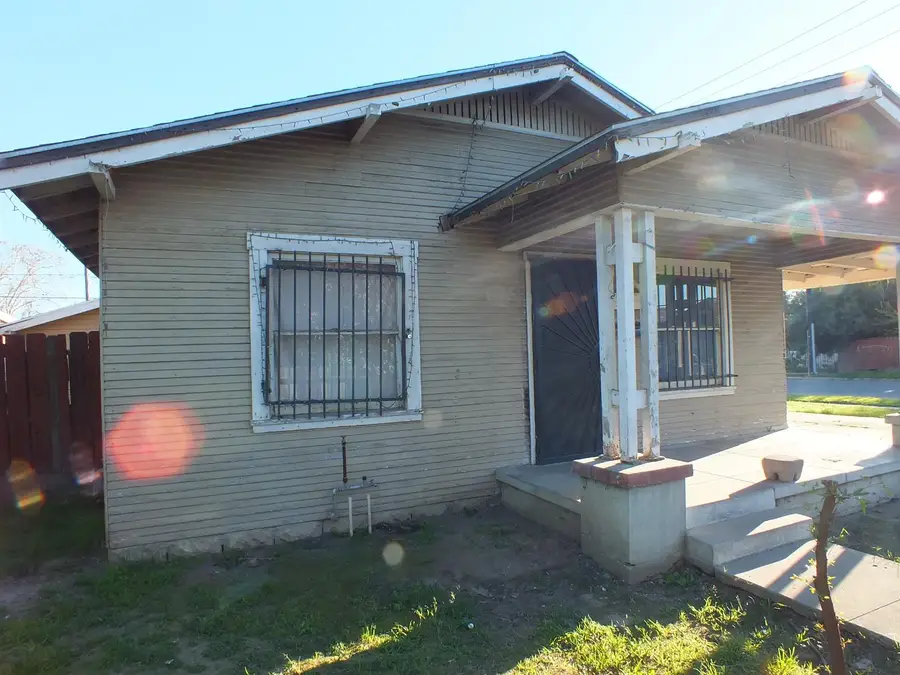 3004 E Madison, Fresno, CA 93701 - #2