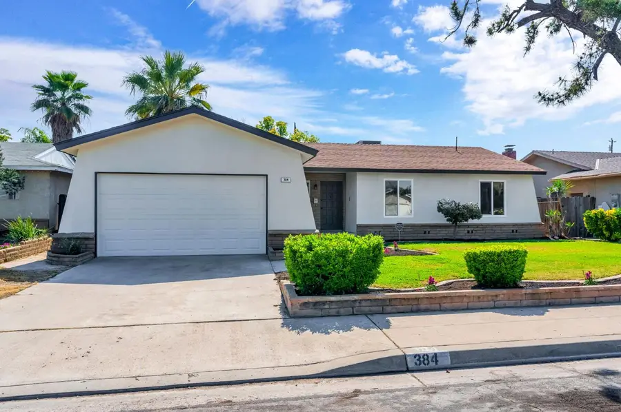 384 W Indianapolis, Clovis, CA 93612 - #2