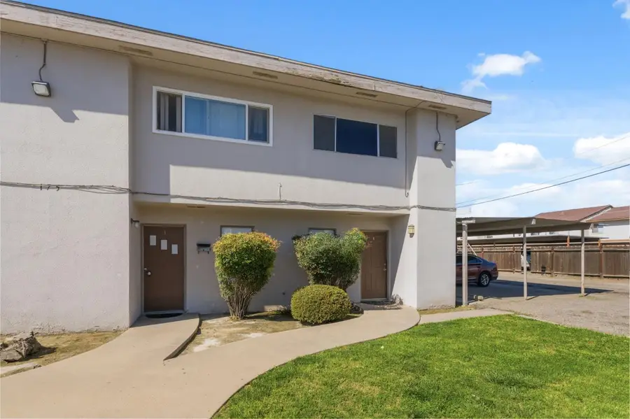 175 S 19th Avenue, Lemoore, CA 93245 - #2