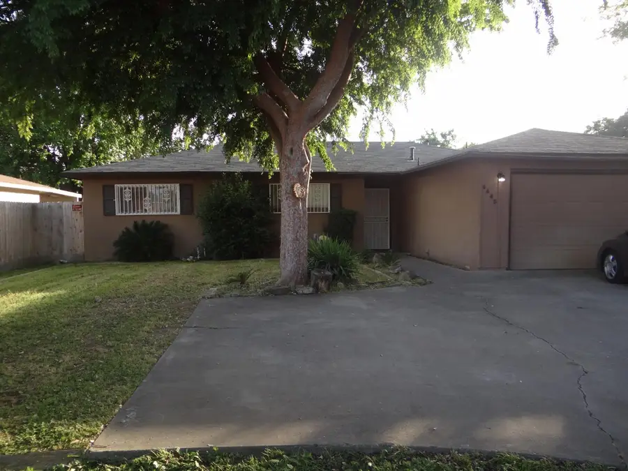 4445 N Emerson Avenue, Fresno, CA 93705 - #2