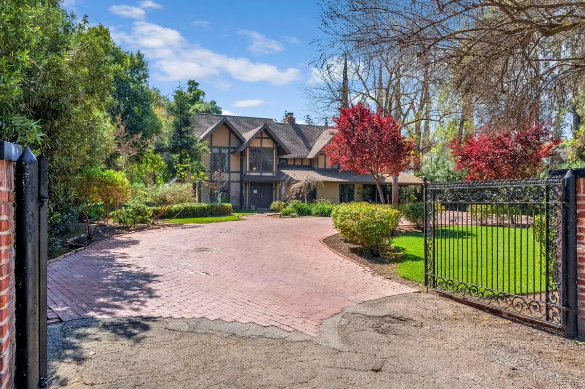 5626 E Butler Avenue, Fresno, CA 93727 - #1