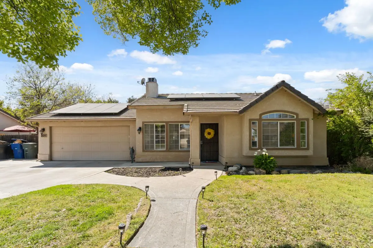 809 Wildwood Drive, Lemoore, CA 93245 - #1