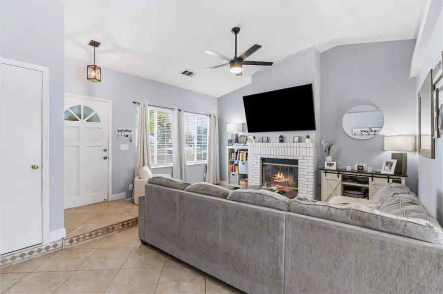 809 Wildwood Drive, Lemoore, CA 93245 - #3