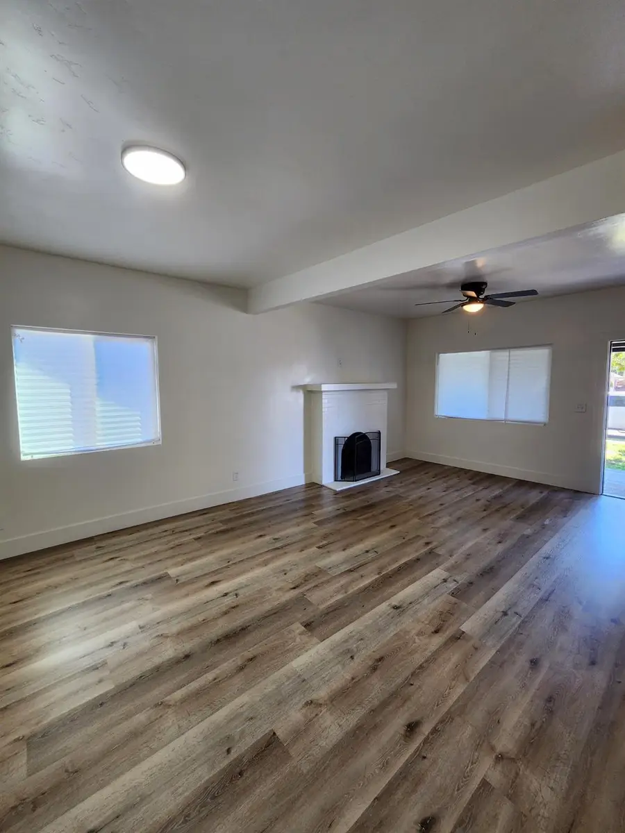 3243 E Mckenzie Avenue, Fresno, CA 93702 - #3