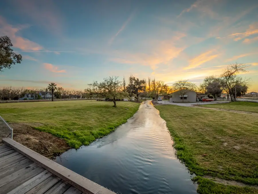 5211 E Shepherd Avenue, Clovis, CA 93619 - #2