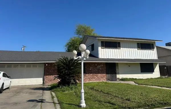 3904 W Cambridge Avenue, Visalia, CA 93277