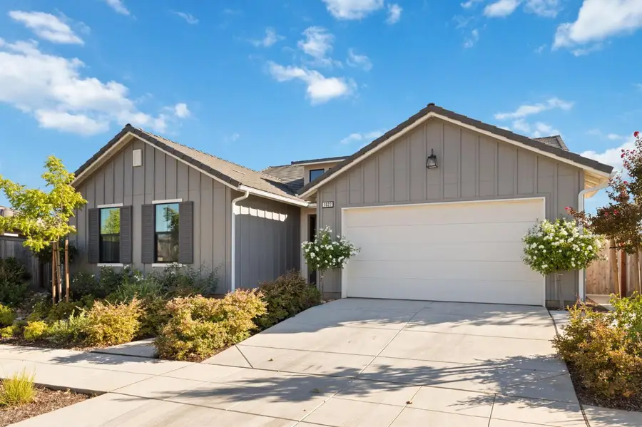1022 Moonrise Way, Madera, CA 93636 - #2