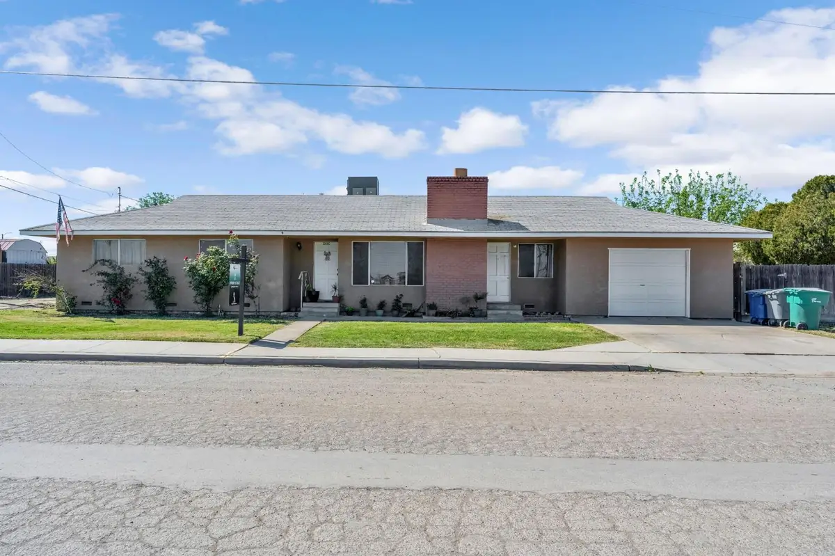 22080 W Nevada Avenue, San Joaquin, CA 93660 - #1