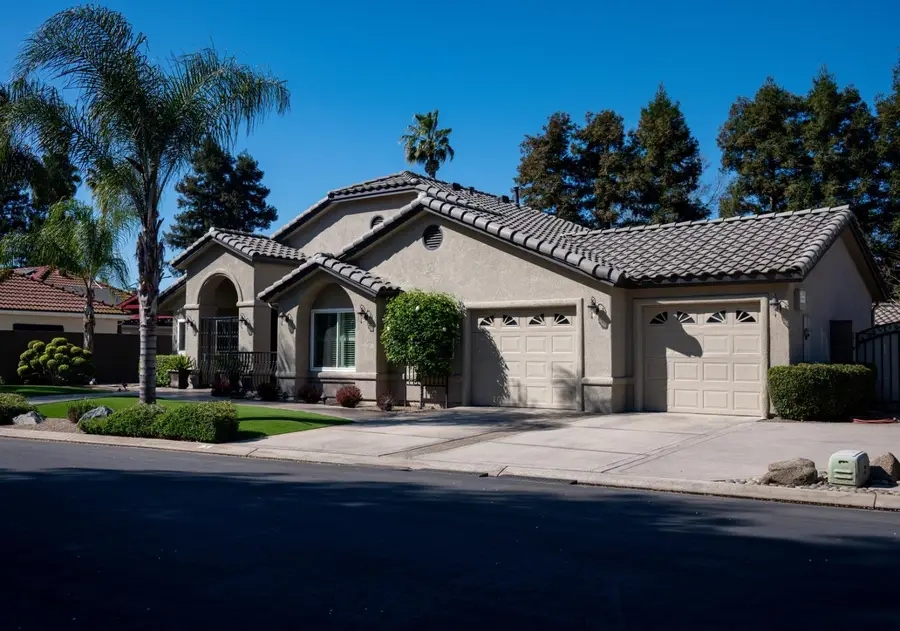 3 West Loop, Madera, CA 93637 - #2