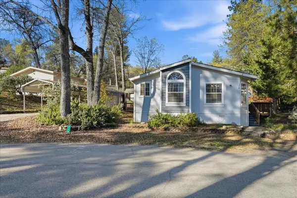 43555 Highway 41 #A-15, Oakhurst, CA 93644