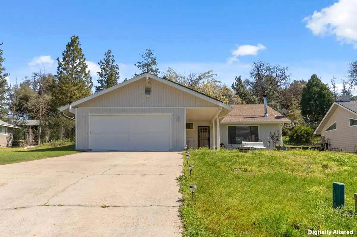 40875 Griffin Dr, Oakhurst, CA 93644 - #1