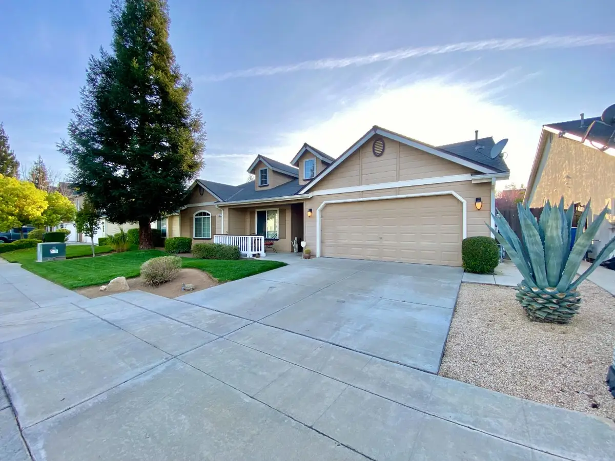 6651 N Delbert, Fresno, CA 93722 - #1