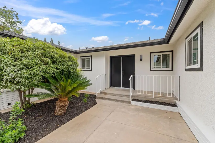 3045 W Celeste Avenue, Fresno, CA 93711 - #3