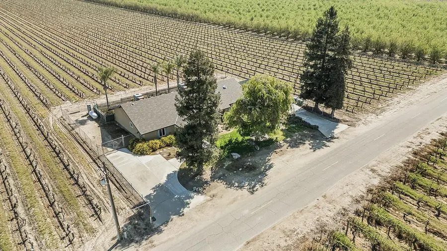 5290 N Bishop Avenue, Fresno, CA 93723 - #3