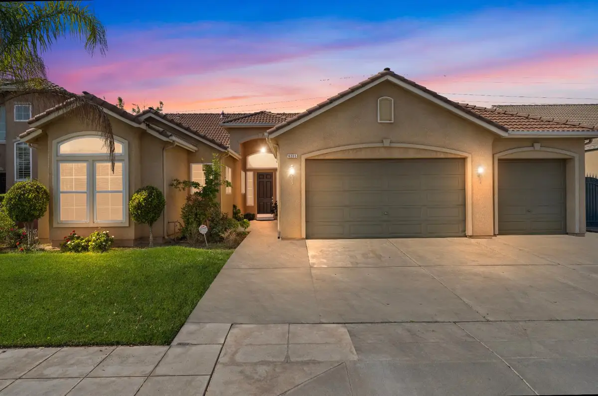6265 W Menlo Avenue, Fresno, CA 93722 - #1