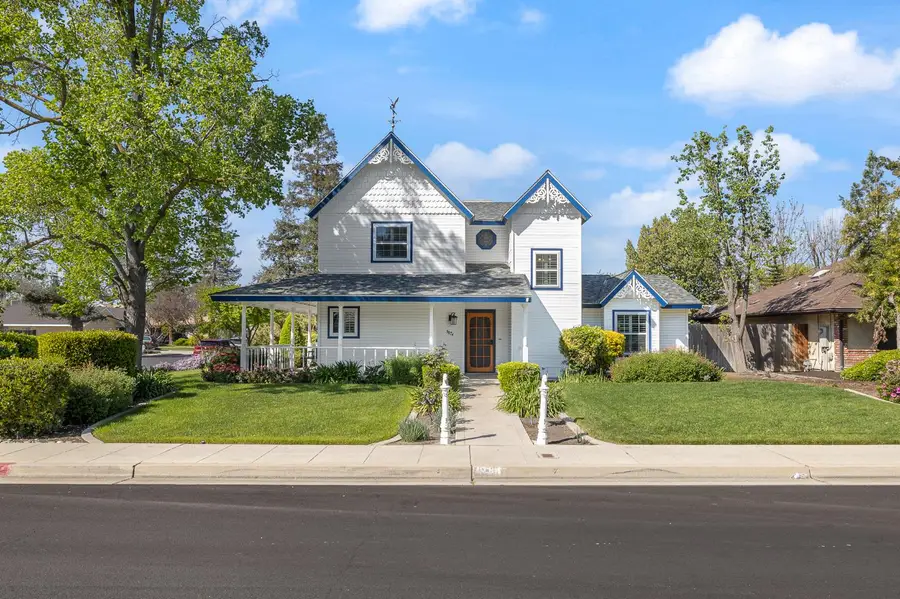 3074 Burgan Avenue, Clovis, CA 93611 - #2