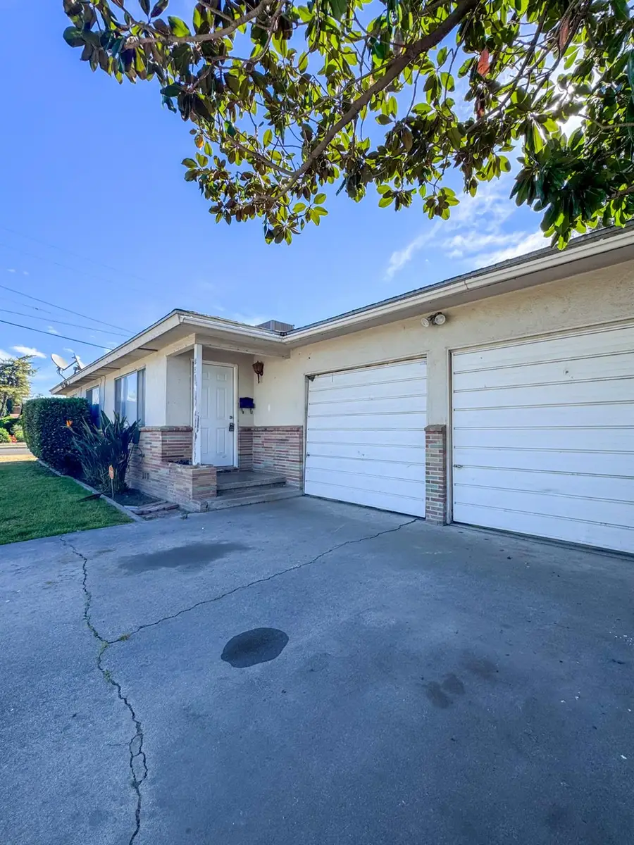 701 Ventura Avenue, Chowchilla, CA 93610 - #2