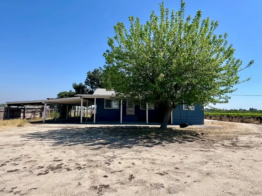 13608 S Academy #A, Kingsburg, CA 93631 - #2