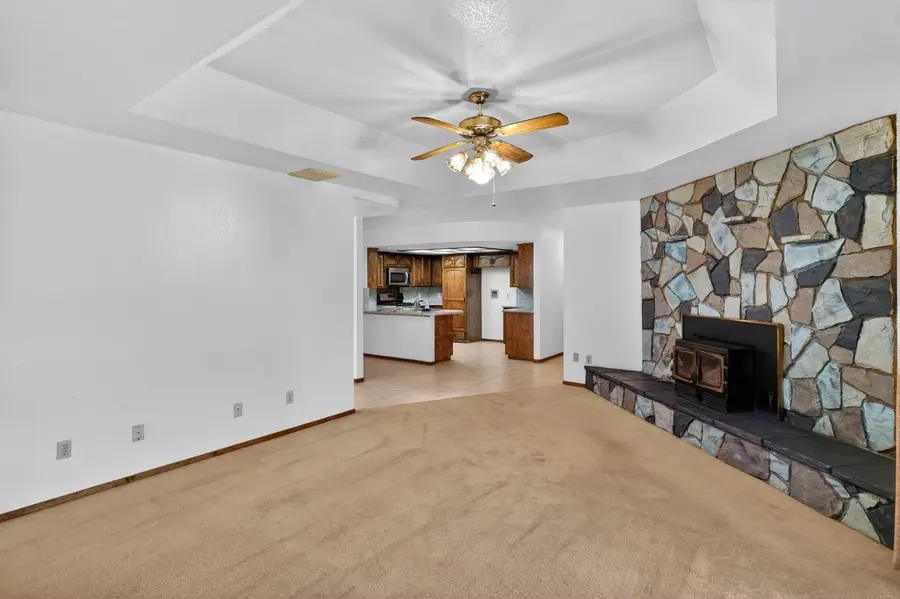 635 N Belmont Street, Porterville, CA 93257 - #2