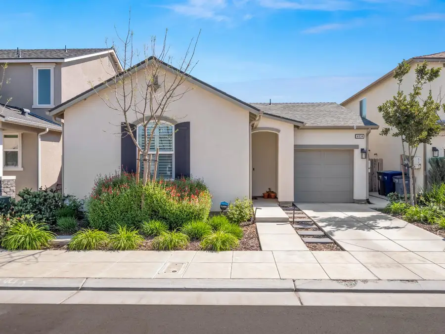 4034 N Vaughan Avenue, Fresno, CA 93723 - #2