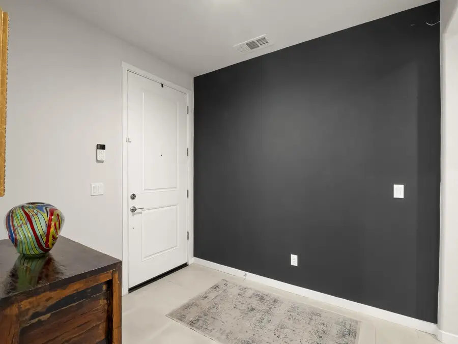 4034 N Vaughan Avenue, Fresno, CA 93723 - #3