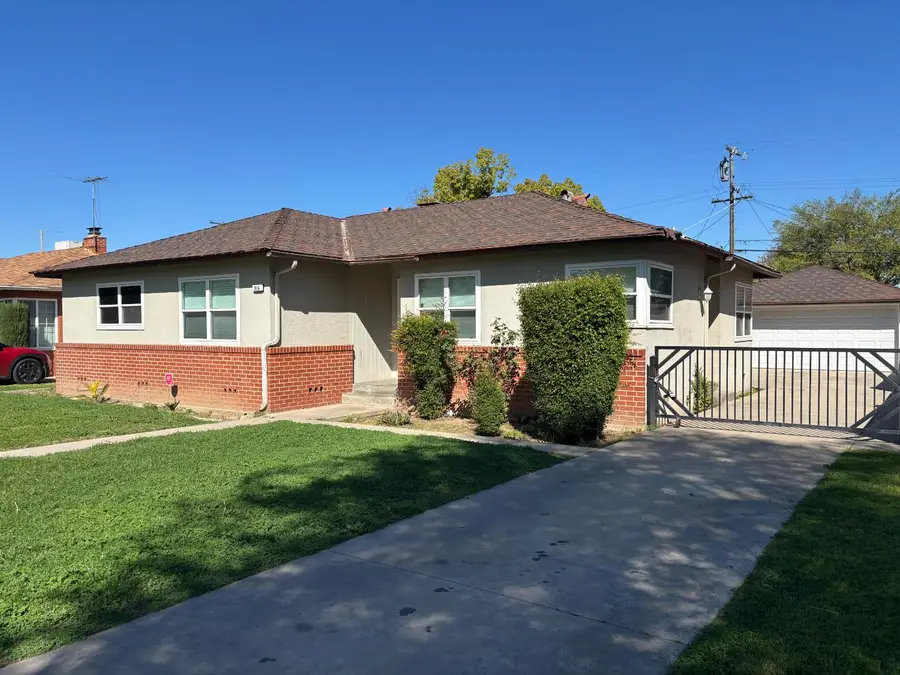 816 W Fedora Avenue, Fresno, CA 93705 - #2