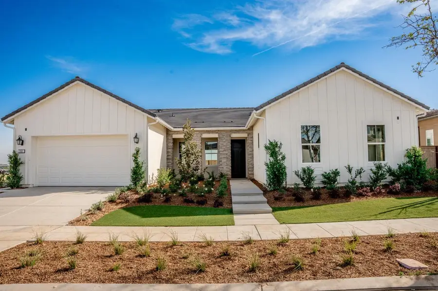 951 Beaver Pond Loop, Madera, CA 93636 - #2