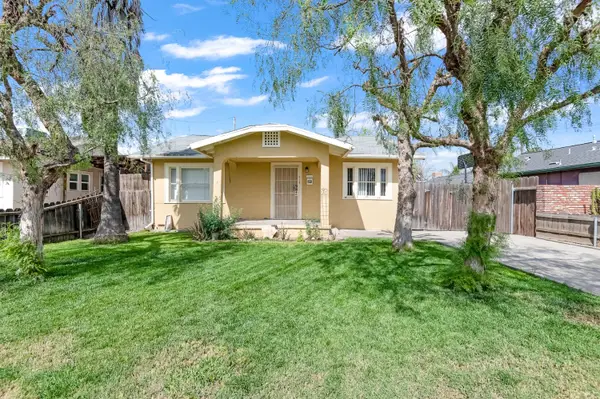 414 W Cameron Street, Hanford, CA 93230