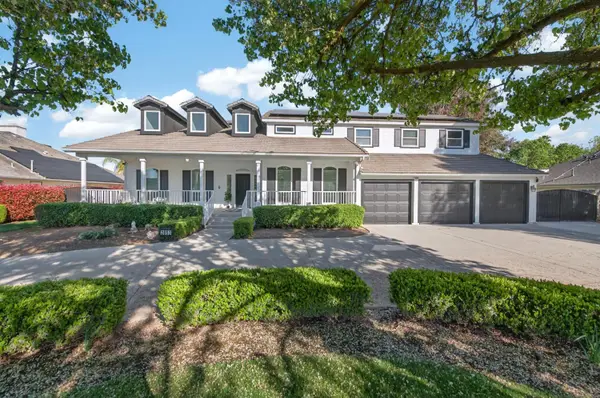 2853 Carolina Avenue, Clovis, CA 93611