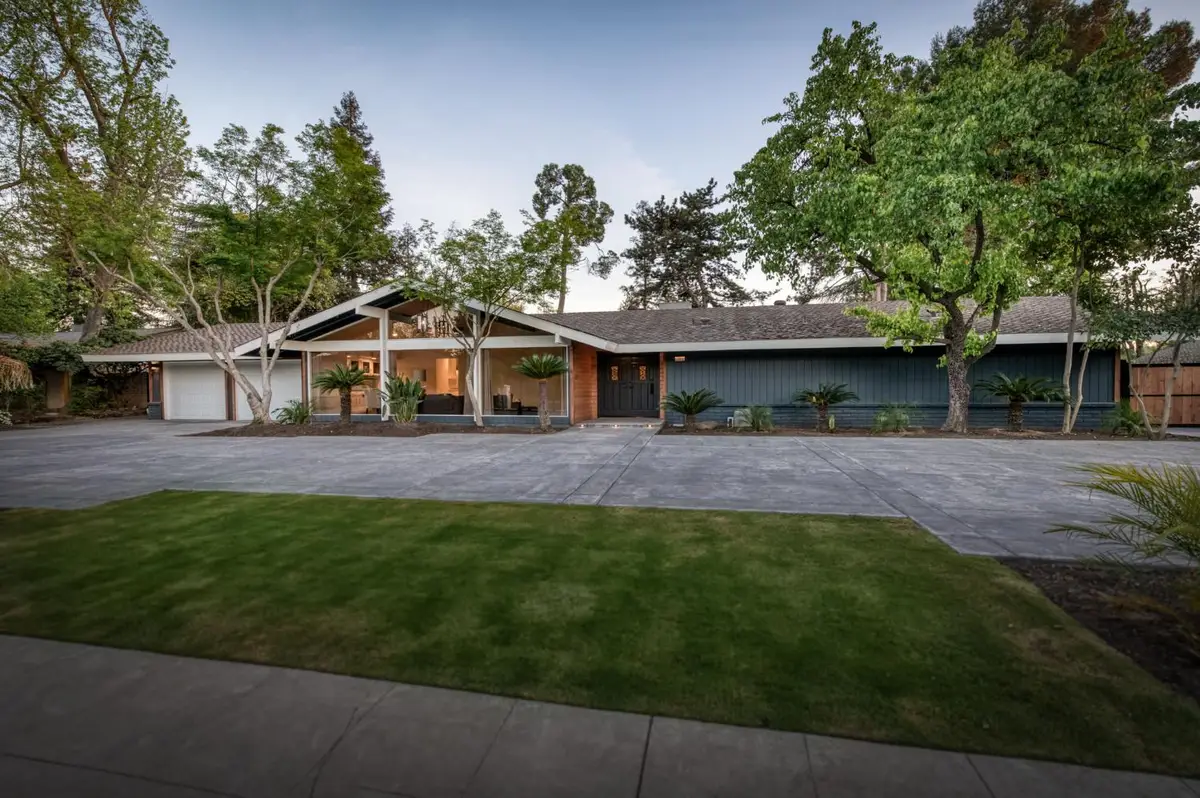 2511 W Barstow Avenue, Fresno, CA 93711 - #1