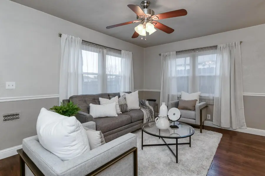 1104 E Fedora Avenue, Fresno, CA 93704 - #2