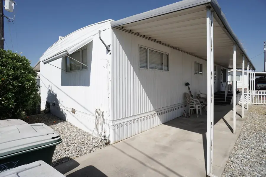 1551 6th Avenue Drive #38, Kingsburg, CA 93631 - #3