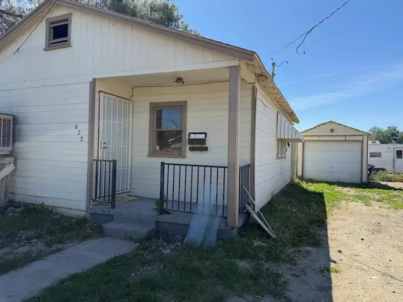 672 Tache, Coalinga, CA 93210 - #1