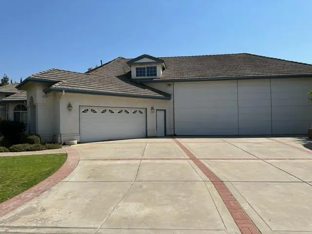 4167 W Fallon Avenue, Fresno, CA 93722 - #3