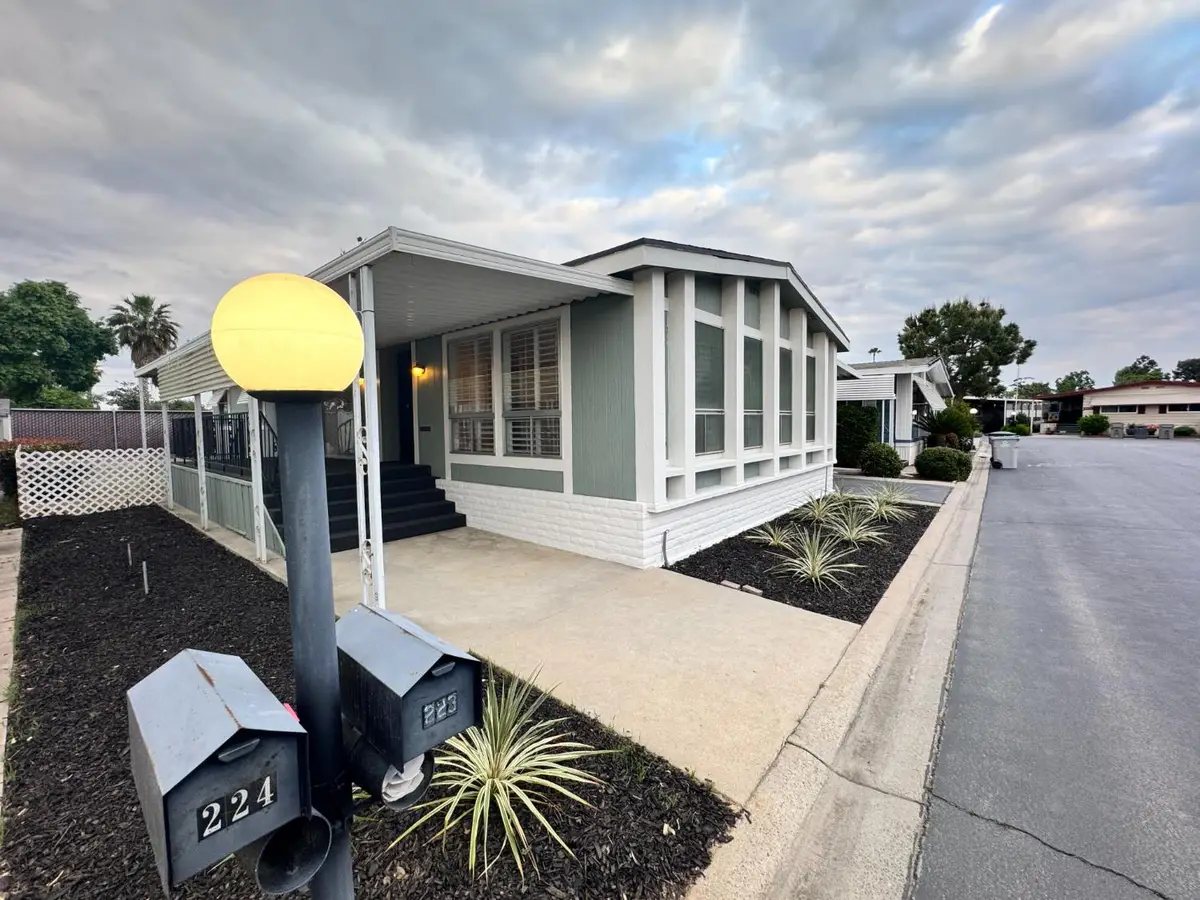 2706 W Ashlan #223, Fresno, CA 93705 - #1