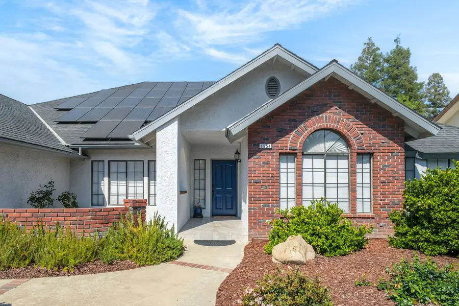 1554 E Omaha Avenue, Fresno, CA 93720 - #2